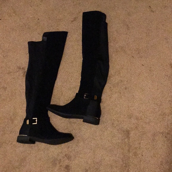 shoedazzle suede boots